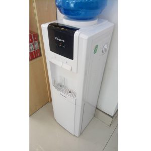 Cây nóng lạnh KG32N